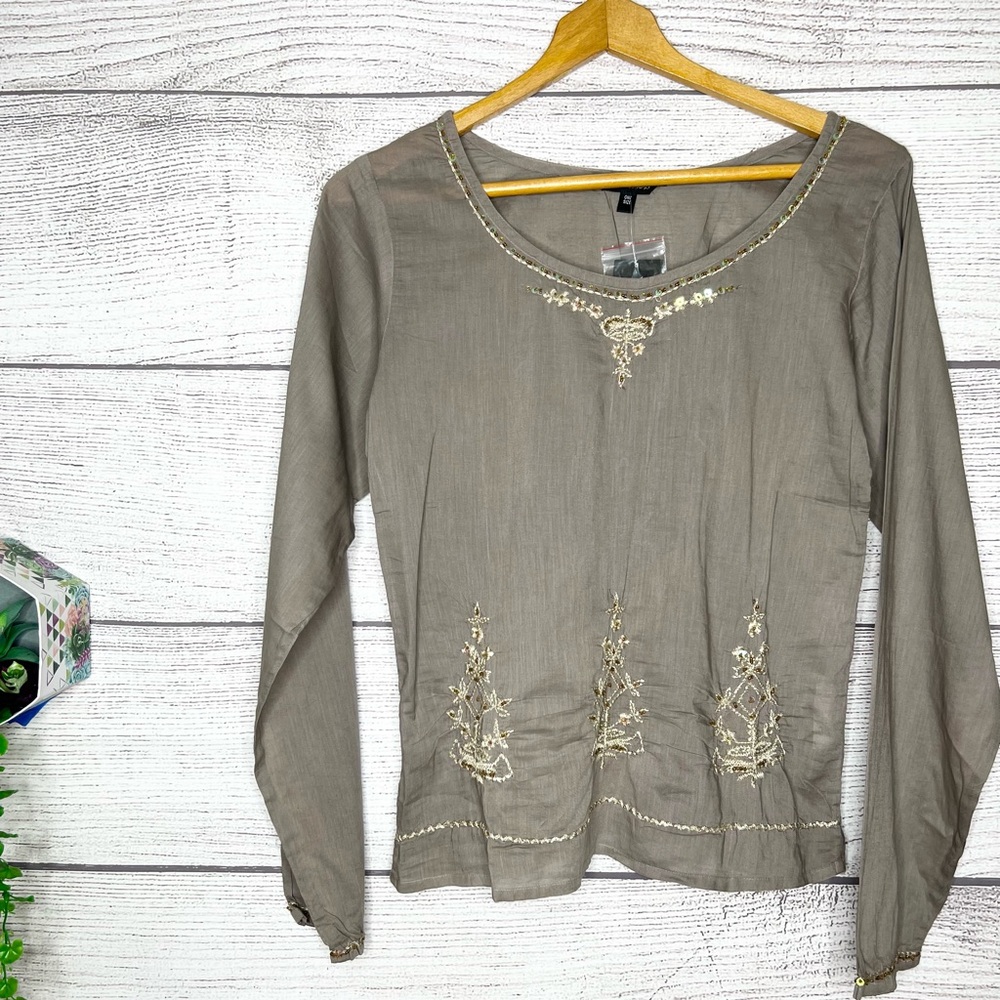 NWT Karma Highway Embroidered Sequin Embellished Boho Blouse Top Size Large